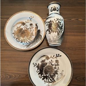 Vintage Macau China plates and vase.